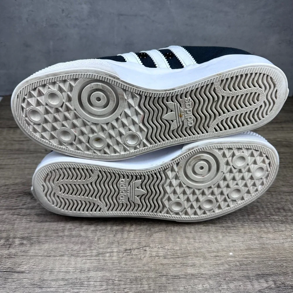 Adidas~Women's~Nizza Platform‎ Black/White Sneakers~Size 8.5